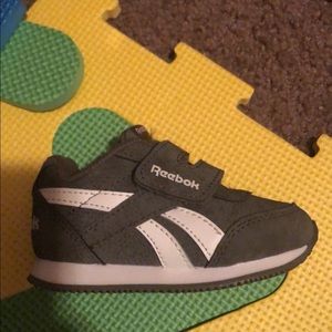 Toddler shoes